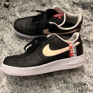 Nike Air Force 1 Low Worldwide Pack - Black Crimson. Gently worn. Men’s size 11.